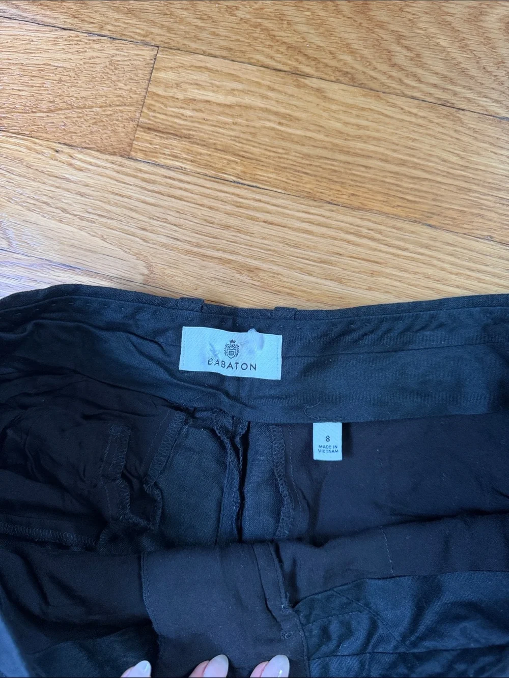 Babaton pleated linen pant in black
